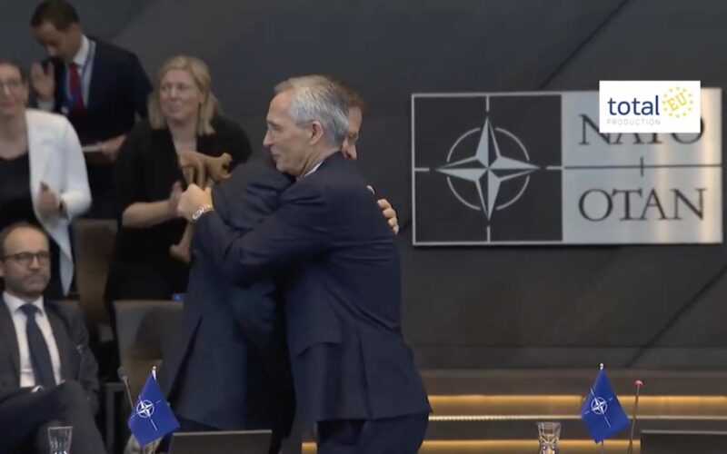 NATO: Rutte takes office as secretary general. The gavel ceremony