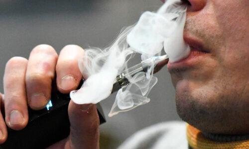 EU ministers agreed to curb electronic cigarettes-related second hand smoke